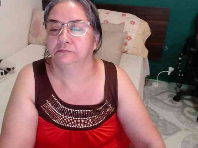 scarlett-dubois webcam