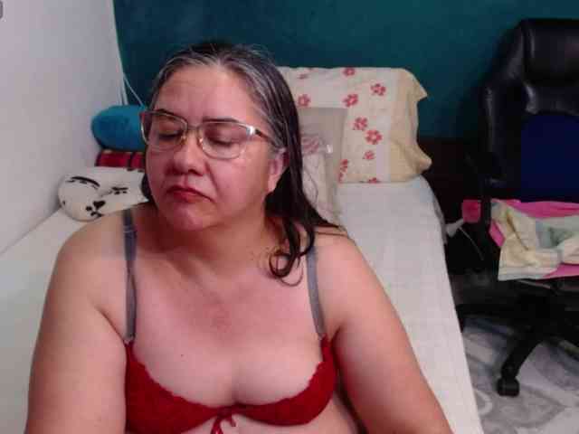 scarlett-dubois webcam