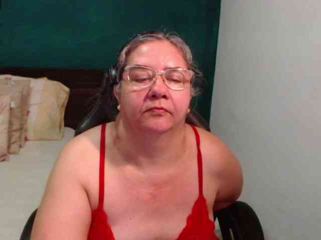 scarlett-dubois webcam