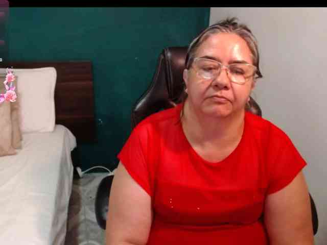 scarlett-dubois webcam