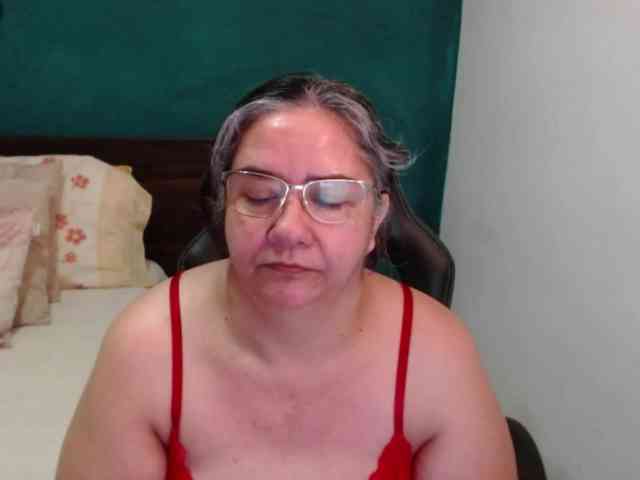 scarlett-dubois webcam