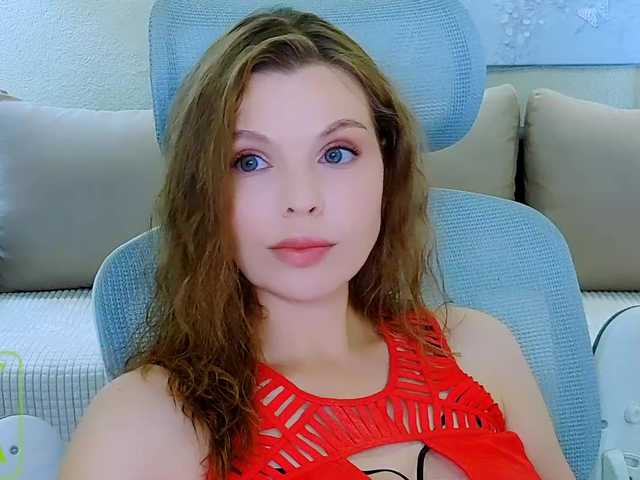 AureliaFly live cam on BongaCams