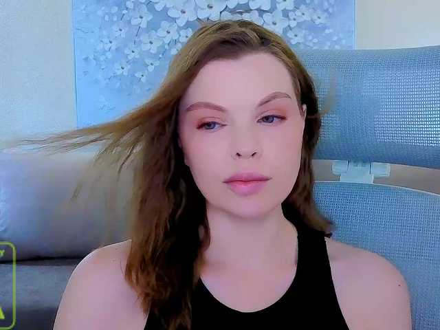 AureliaFly live cam on BongaCams