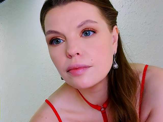 AureliaFly's BongaCams show and profile