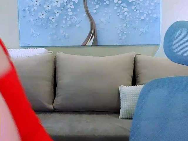 AureliaFly's BongaCams show and profile