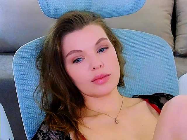 AureliaFly's BongaCams show and profile