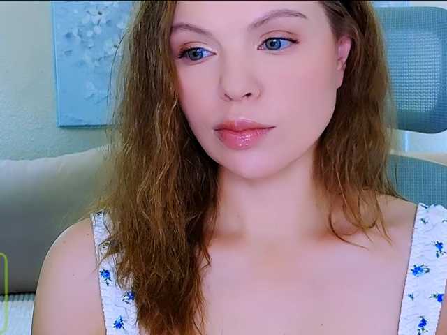AureliaFly live cam on BongaCams