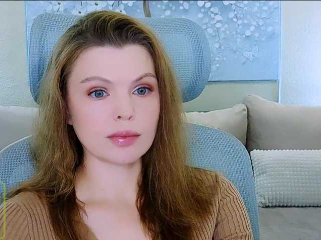 AureliaFly live cam on BongaCams