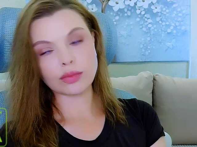 AureliaFly live cam on BongaCams