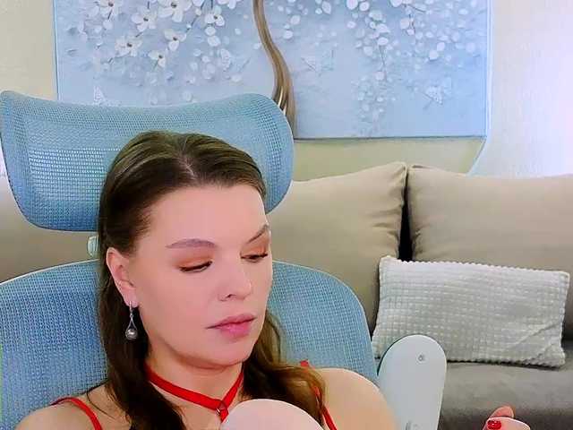 AureliaFly's BongaCams show and profile