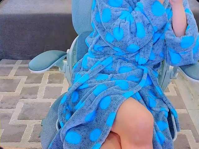 AureliaFly's BongaCams show and profile