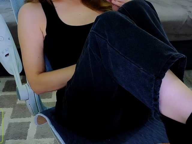AureliaFly live cam on BongaCams