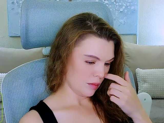 AureliaFly live cam on BongaCams