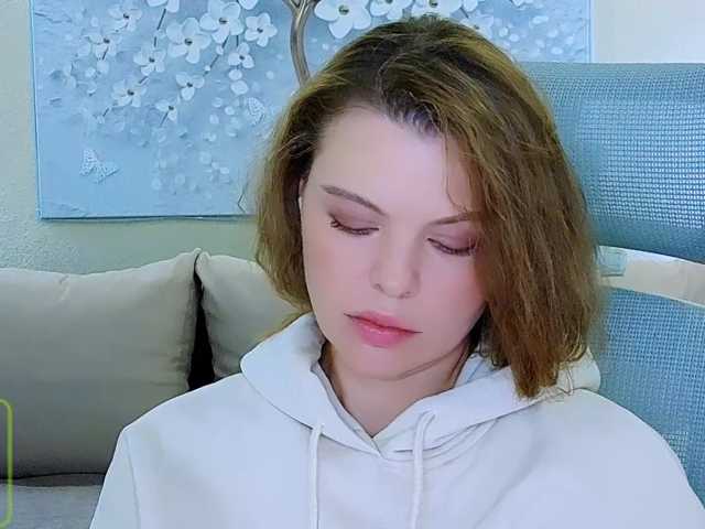 AureliaFly live cam on BongaCams