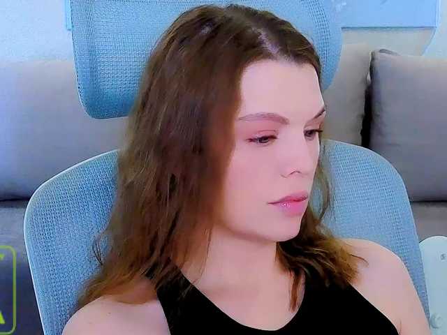 AureliaFly live cam on BongaCams