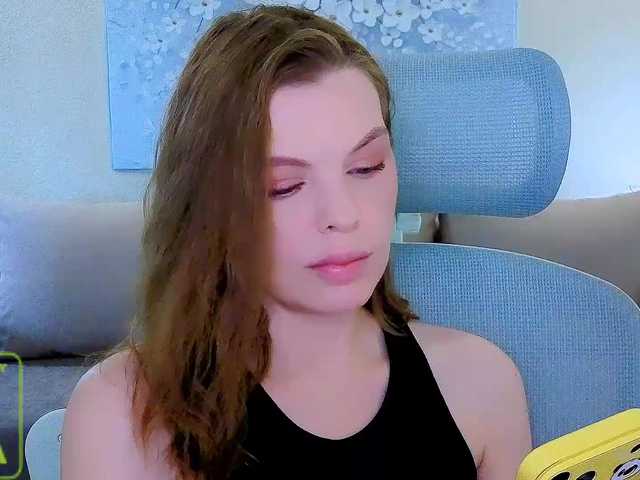 AureliaFly live cam on BongaCams