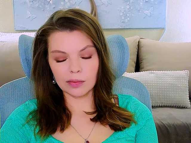 AureliaFly's BongaCams show and profile