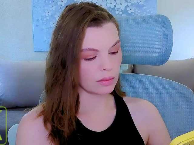 AureliaFly live cam on BongaCams
