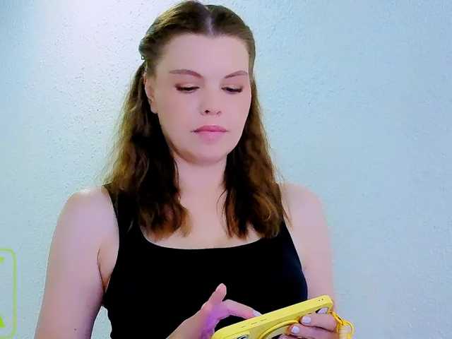 AureliaFly live cam on BongaCams
