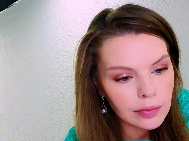 AureliaFly's BongaCams show and profile