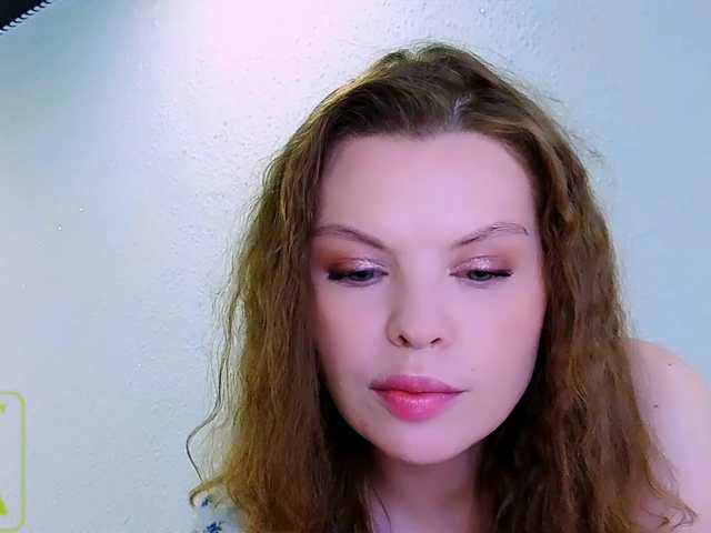 AureliaFly live cam on BongaCams