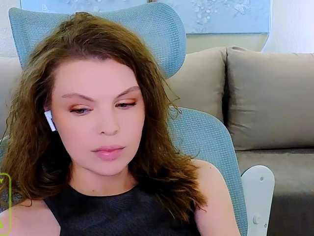AureliaFly live cam on BongaCams