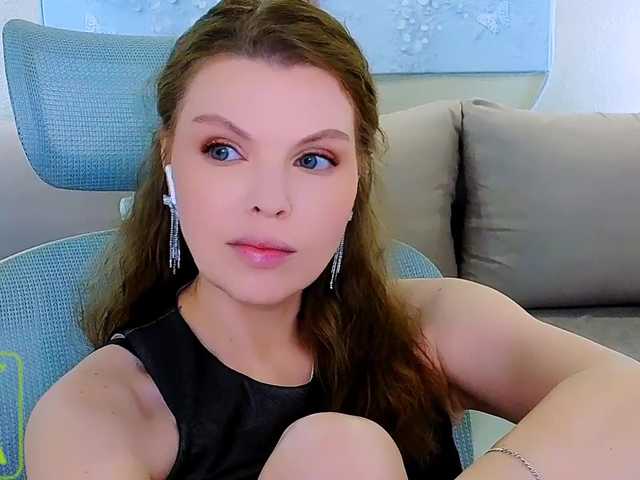 AureliaFly live cam on BongaCams
