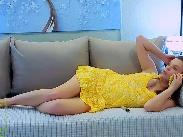 AureliaFly live cam on BongaCams