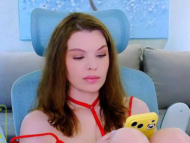 AureliaFly live cam on BongaCams