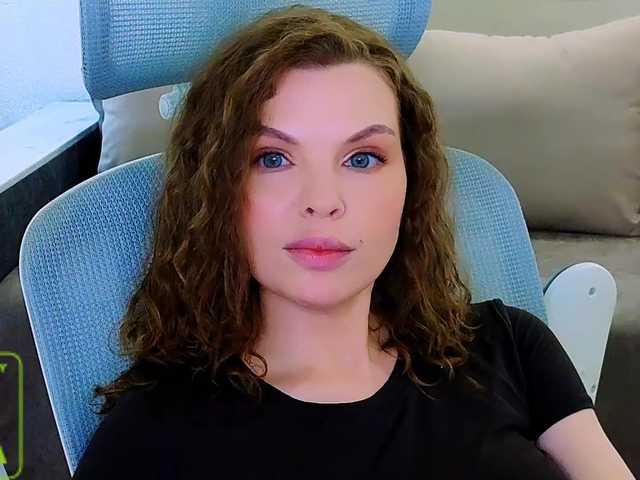 AureliaFly live cam on BongaCams