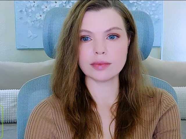 AureliaFly live cam on BongaCams