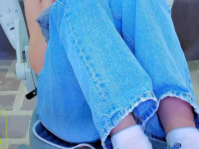 AureliaFly live cam on BongaCams