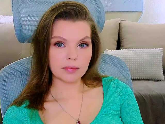 AureliaFly's BongaCams show and profile