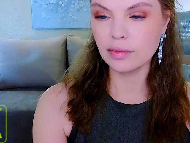AureliaFly live cam on BongaCams