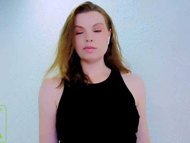 AureliaFly live cam on BongaCams