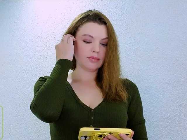 AureliaFly live cam