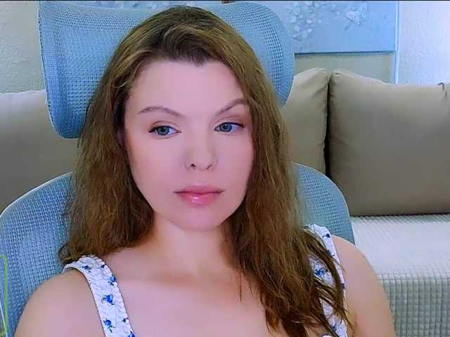 AureliaFly live cam on BongaCams