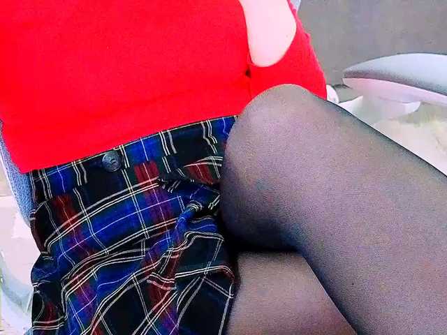 AureliaFly's BongaCams show and profile