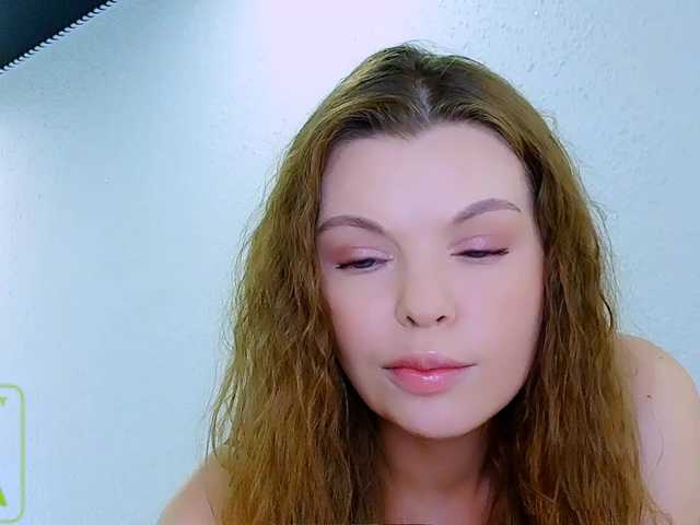 Sopphia live cam preview