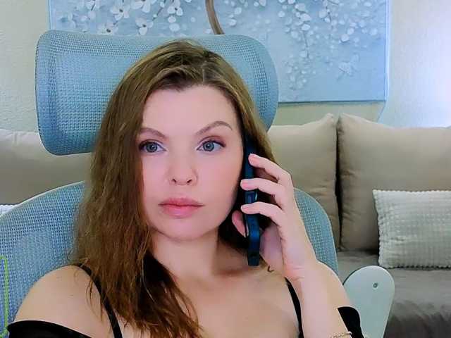 Sopphia live cam on BongaCams