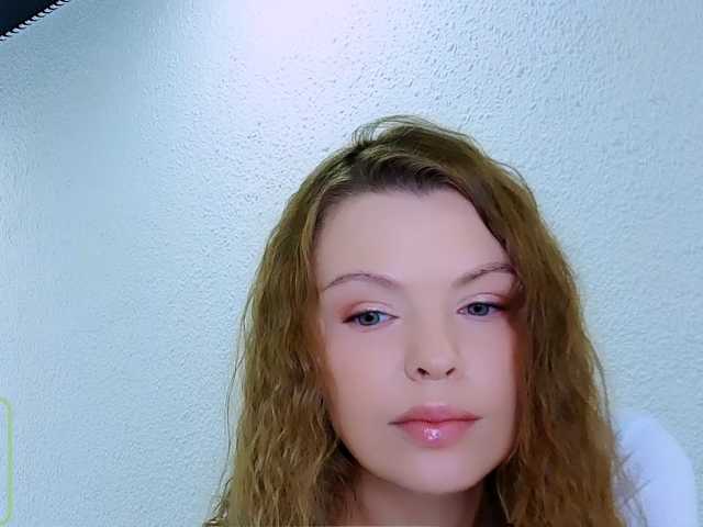 AureliaFly live cam on BongaCams