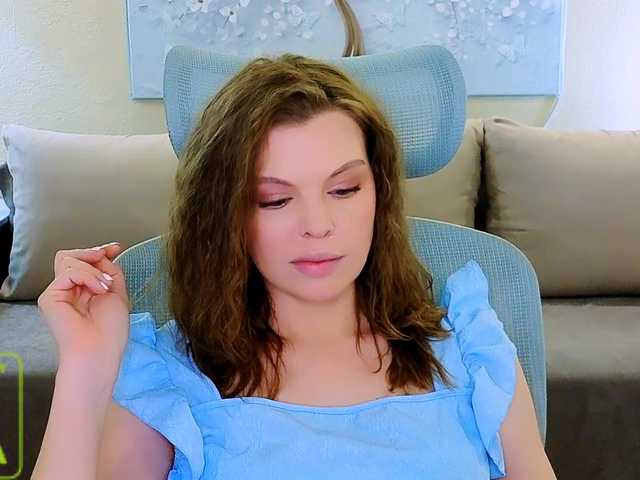 AureliaFly live cam on BongaCams