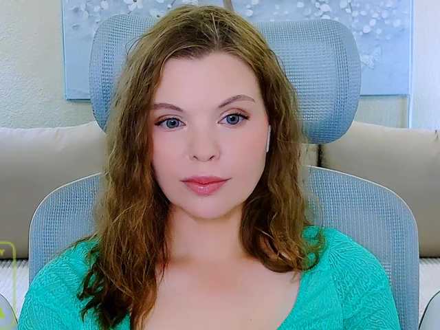AureliaFly live cam on BongaCams