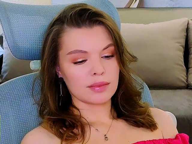 AureliaFly Live Cam on BongaCams