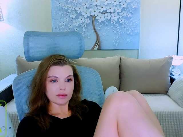 AureliaFly live cam on BongaCams