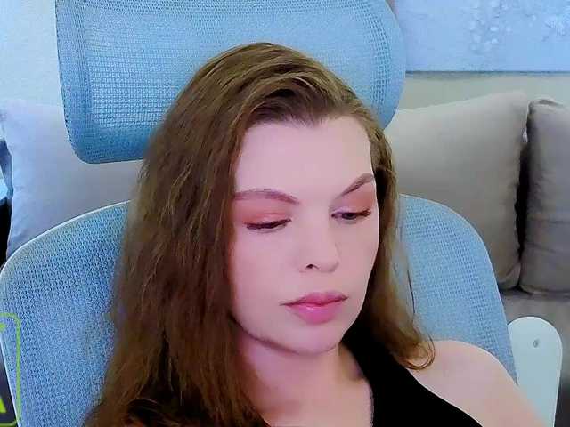 AureliaFly live cam on BongaCams