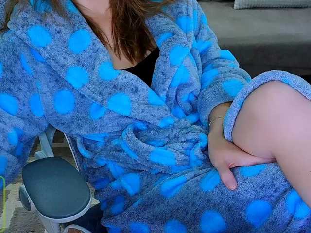 AureliaFly live cam on BongaCams