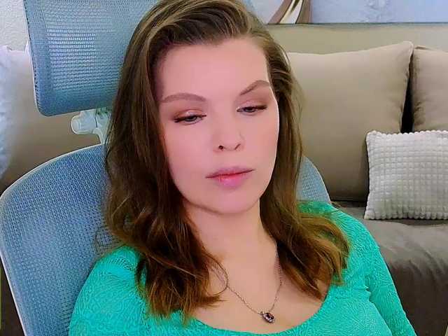 AureliaFly's BongaCams show and profile