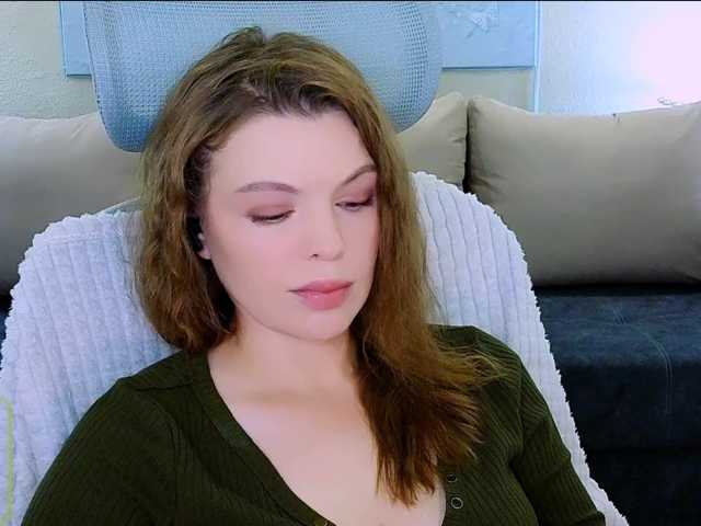 AureliaFly live cam on BongaCams