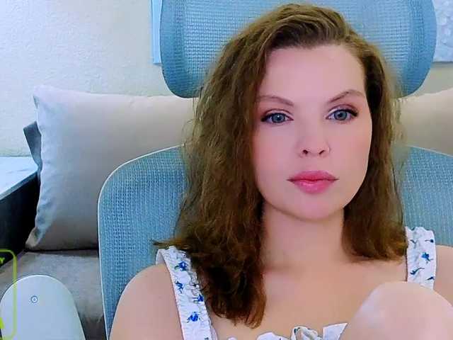 AureliaFly live cam on BongaCams